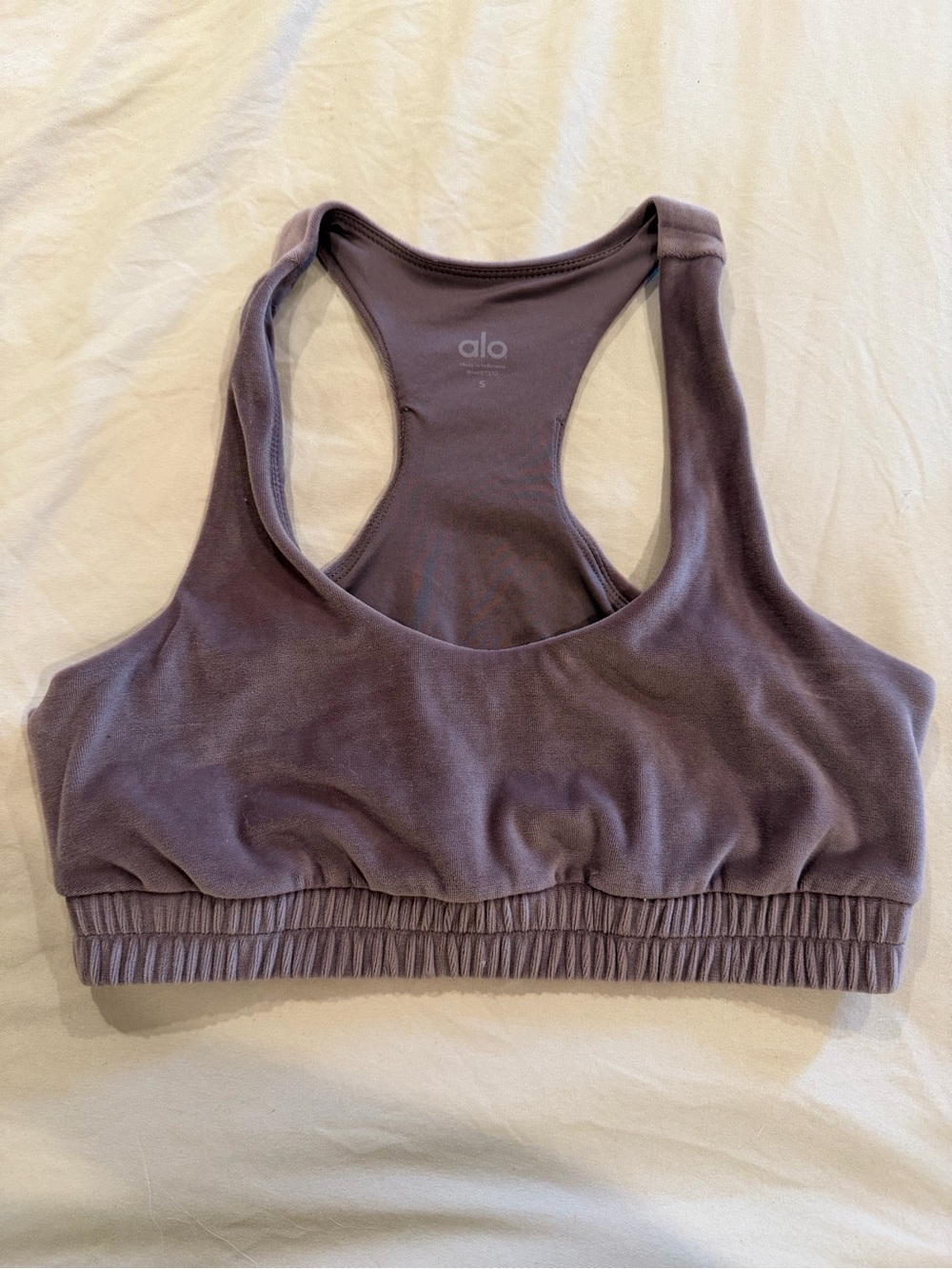Alo Yoga sports bra in a size S #activewear #yoga